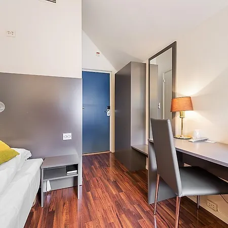 Enter Viking Hotel Tromsø