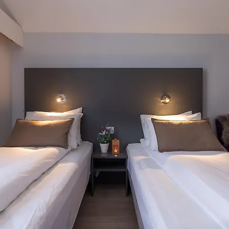 Enter Viking Szálloda 3*